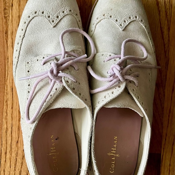 Cole Haan - Lunargrand Off white Oxford Brogues with Wingtip Detailing Size 8.5 - Picture 3 of 9